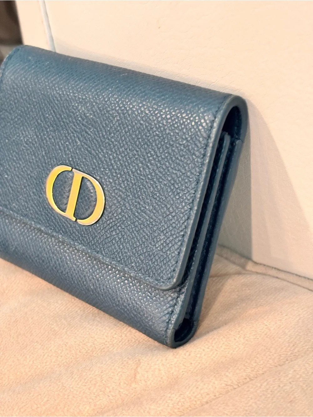 Christian Dior 30 Montaigne Lotus Teal Pebbled Leather Compact Wallet W/ COA